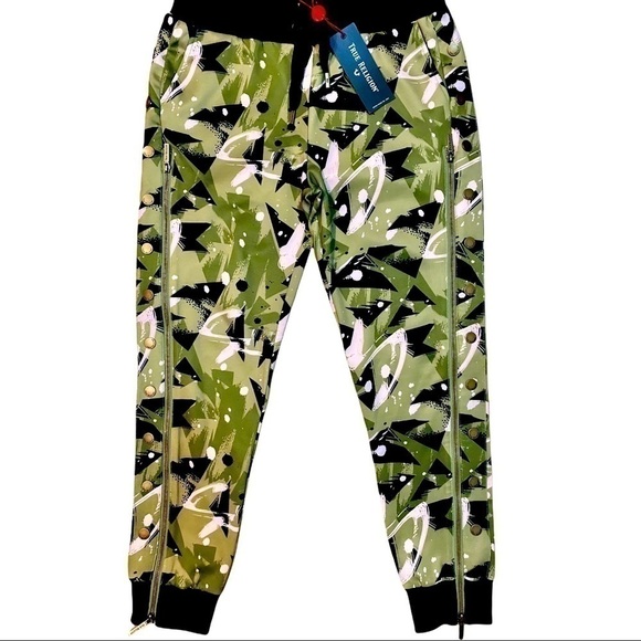 𝅺true RELIGION New With Tags WOMEN'S SNAP DETAIL CAMO JOGGERS SIZE MEDIUM - Picture 3 of 9